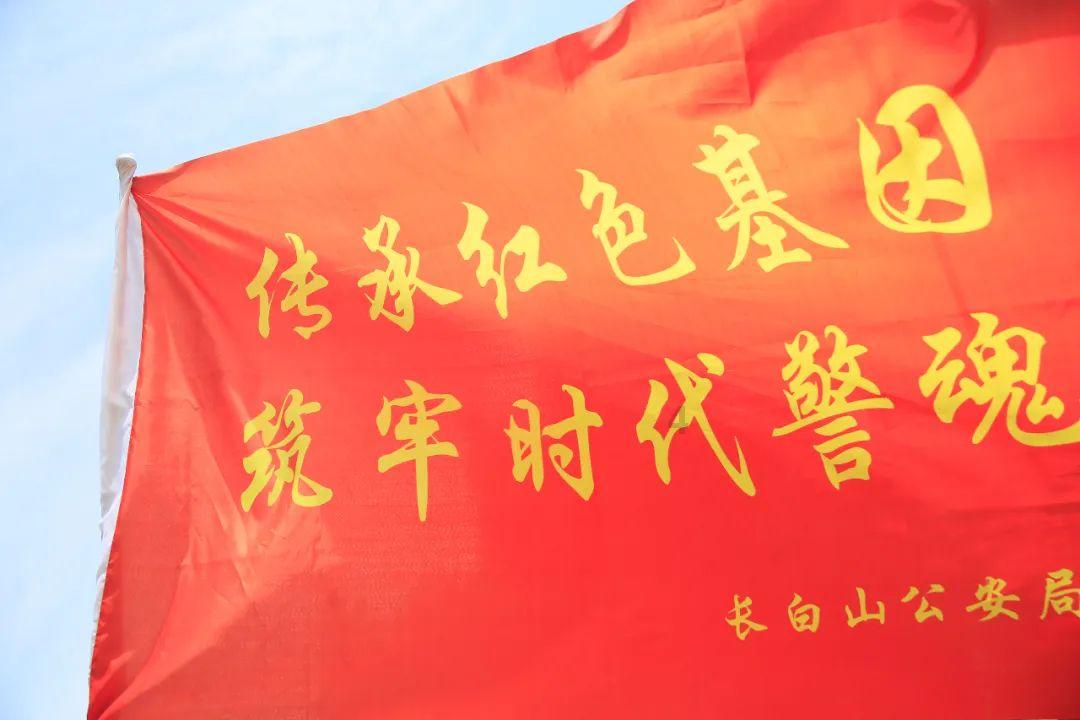 宁夏妇联深入开展“巾帼送温暖”活动