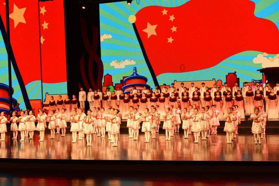 春节档谁能成黑马？业内人士预测赵丽颖新片脱颖而出
