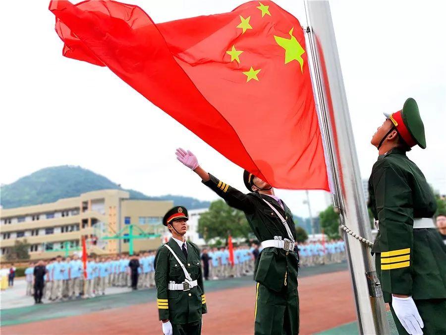 杜甫是哪个朝代的诗人游戏画面