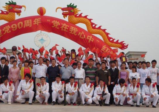 为什么做催收的人这么多，大家为啥对催收这个行业有看法游戏画面