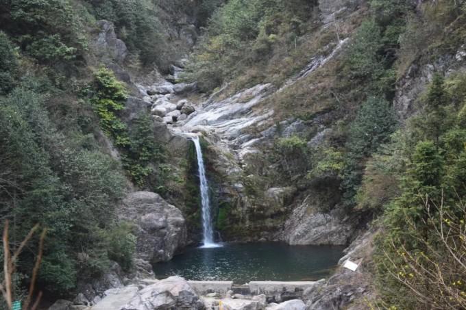 逃离弃城