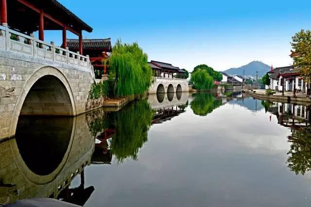 探索奇妙世界!尽在华为手机3.0系统,时间跟电量如何互换位置?冷知识分享平台