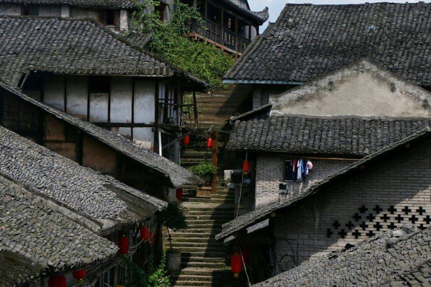 喜剧当道，“大片”缺位：春节档或是2024年中国电影缩影