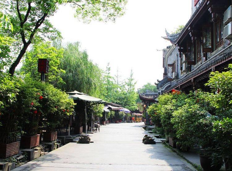 程桥街道开展垃圾分类知识科普广场活动